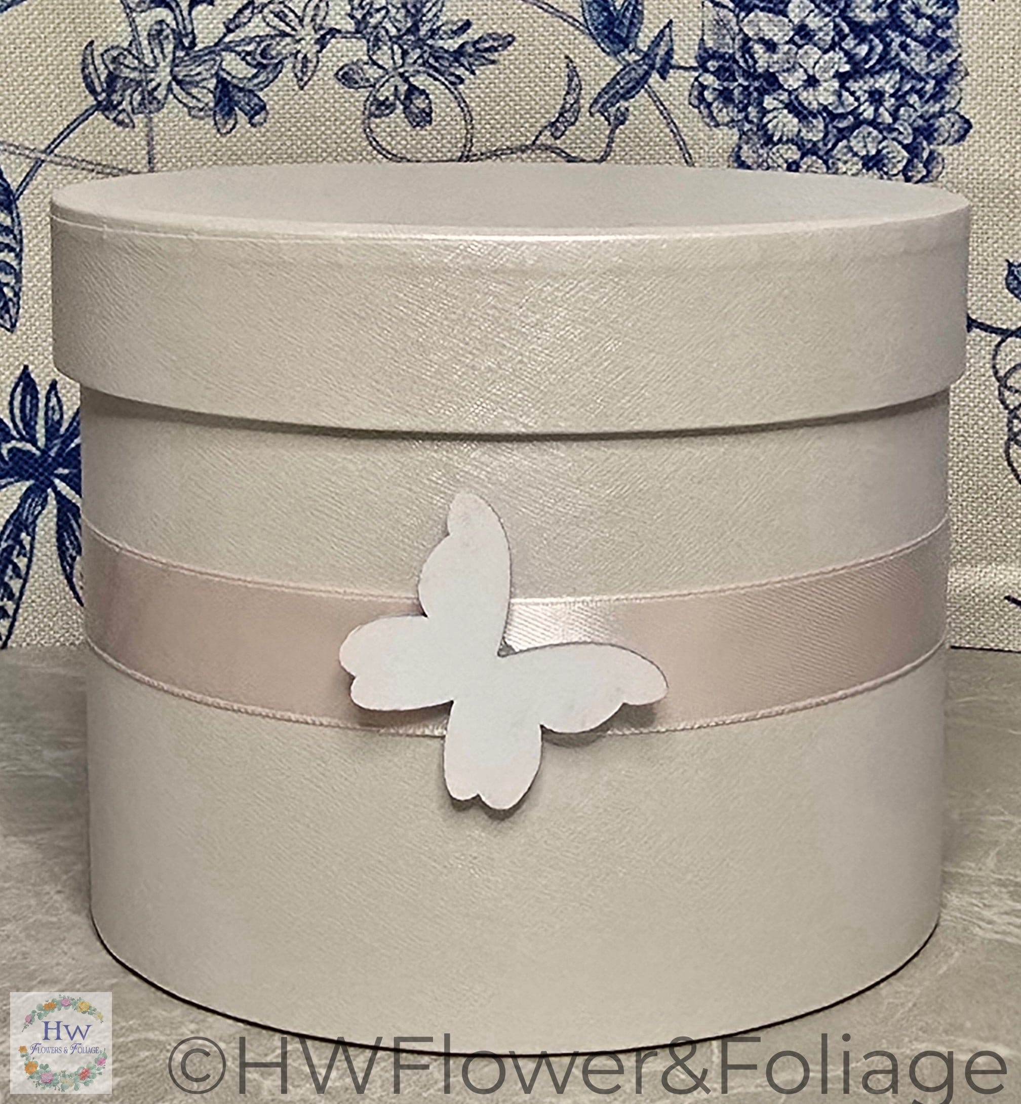 Eugenie Champagne Rose Hat Box Small