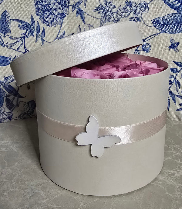 Rosafarbene Rosen-Hutschachtel, mittel