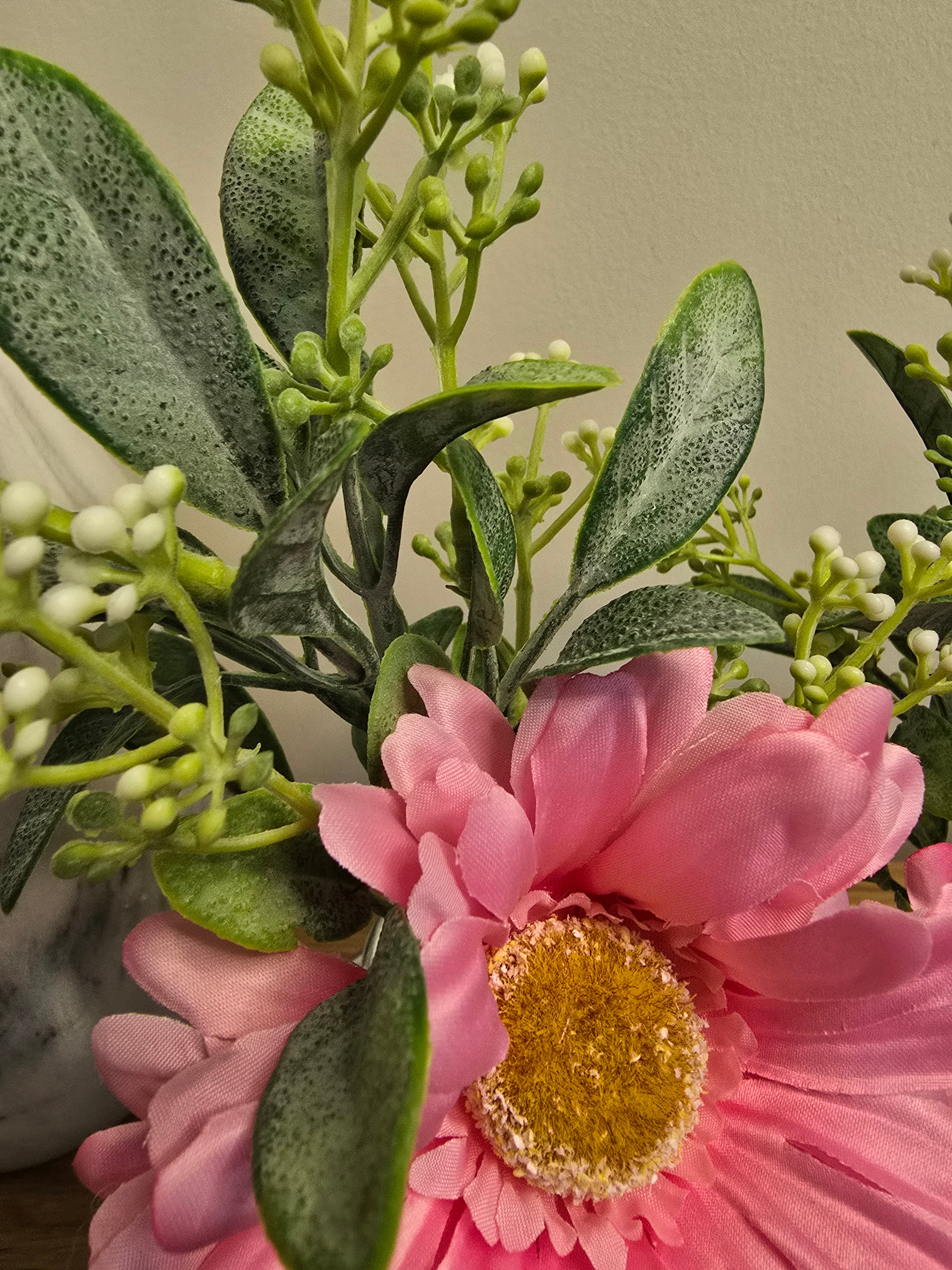 Pink Gerbera Vase Set – Clear Glass Zambia