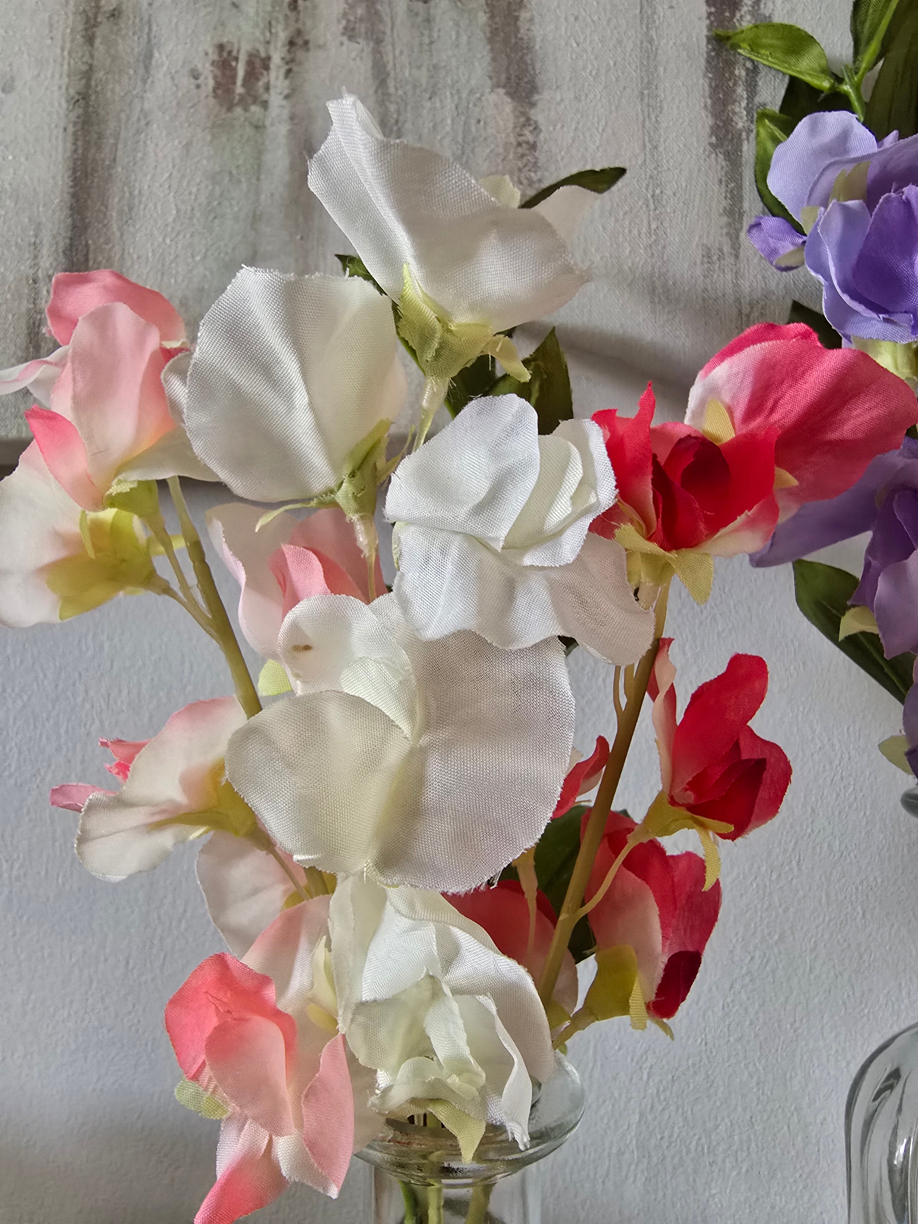 Faux Sweet Pea Flower Vase Set – Clear Glass Zambia