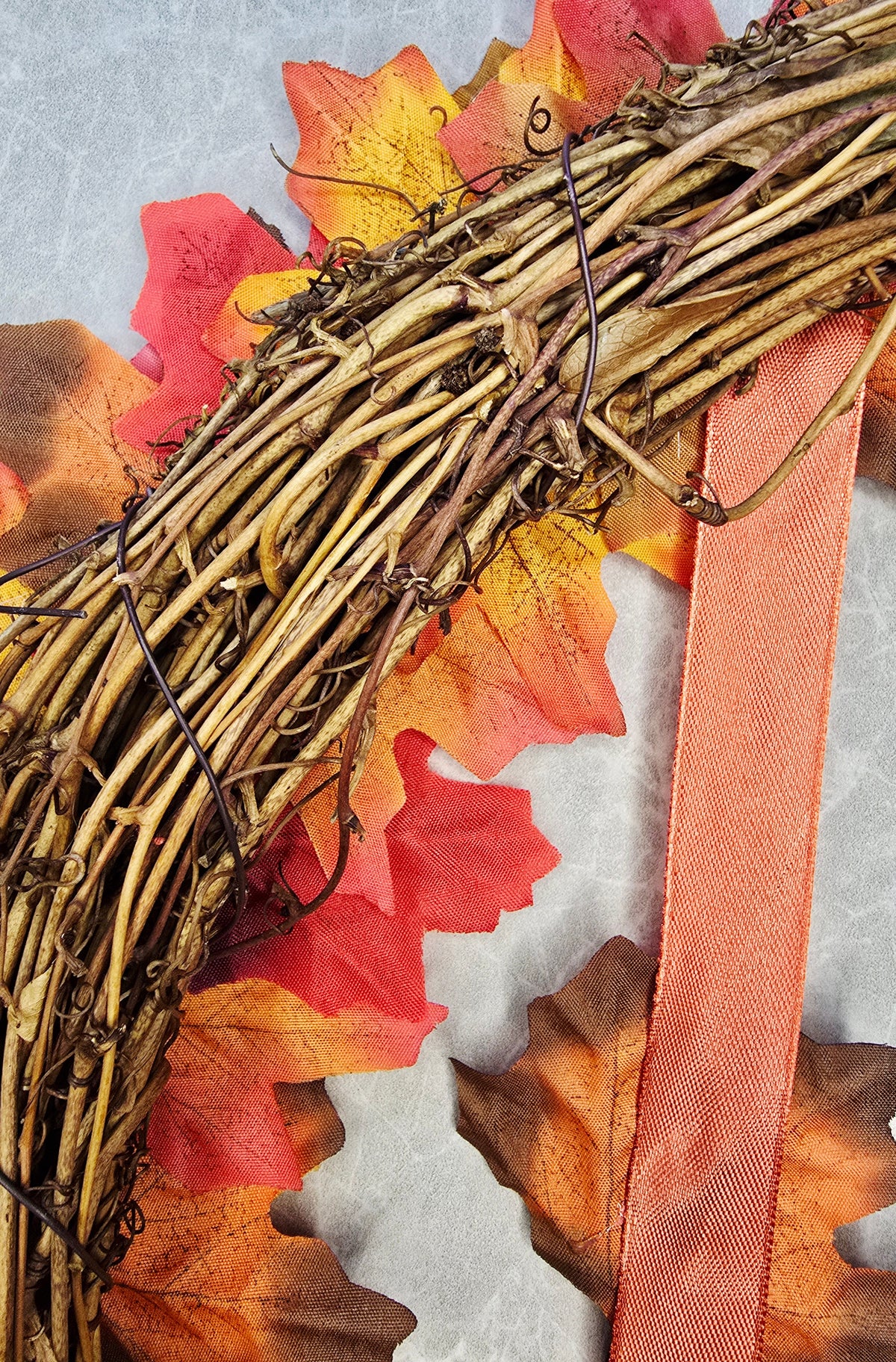 Warmth of Autumn Wreath - natural grapevine base detail