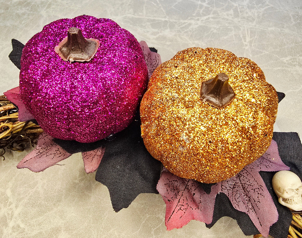 Spooky Sparkle Halloween Wreath - fuchsia and gold glitter pumpkins close up